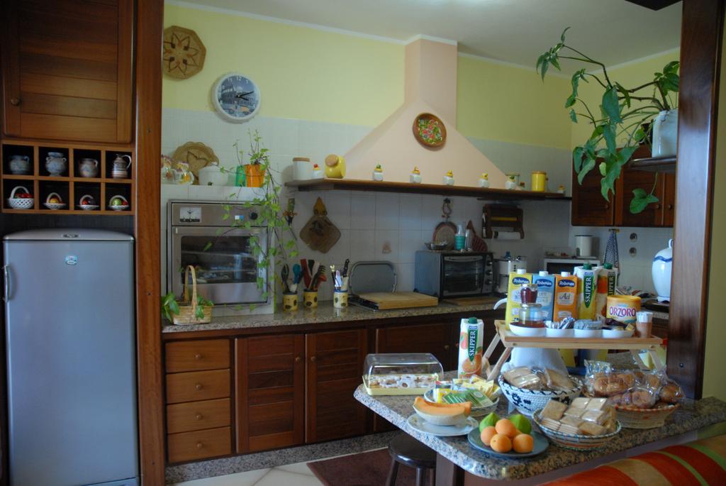 B&B Fra E Fe อาร์บอเรีย ภายนอก รูปภาพ